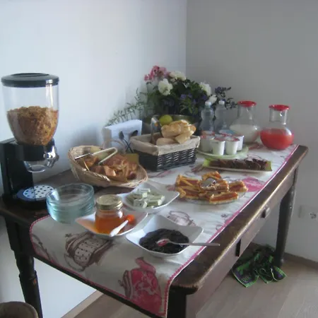 Bed & Breakfast Corte Del Gallo 4*